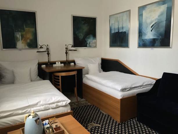 Imagen de la habitación del Hotel Antik and Galerie Sofia. Foto 4
