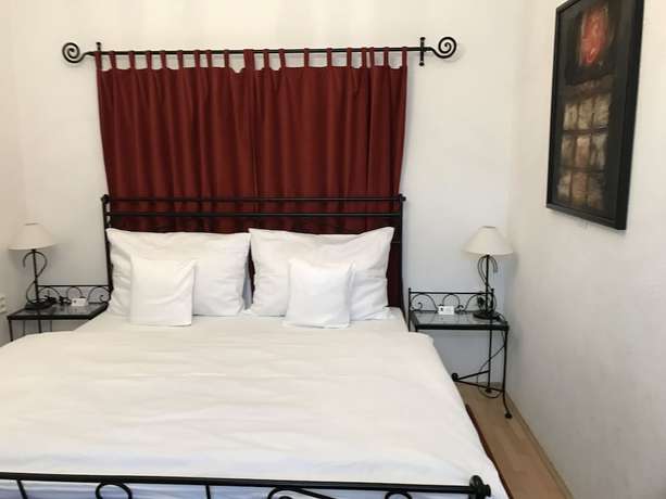 Imagen de la habitación del Hotel Antik and Galerie Sofia. Foto 7