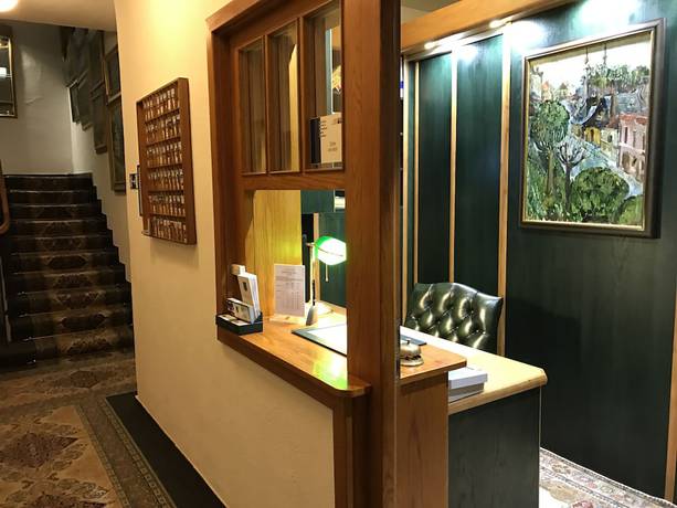 Imagen de los interiores del Hotel Antik and Galerie Sofia. Foto 16
