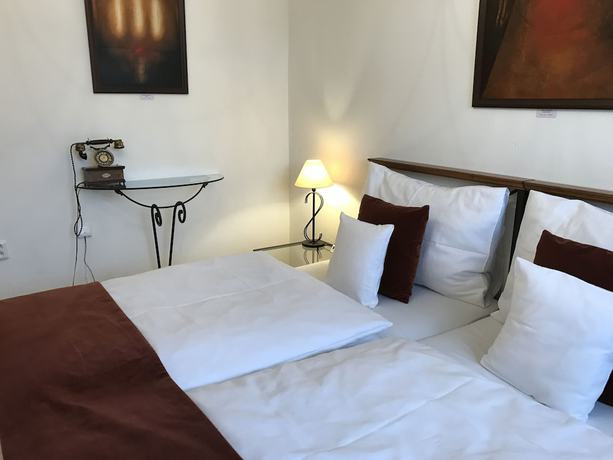 Imagen de la habitación del Hotel Antik and Galerie Sofia. Foto 9
