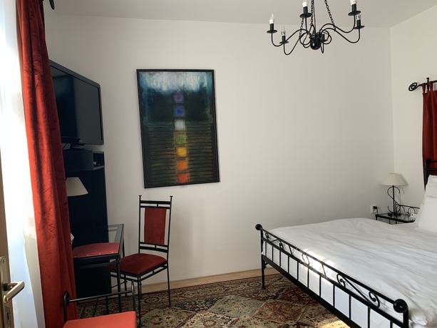 Imagen de la habitación del Hotel Antik and Galerie Sofia. Foto 10