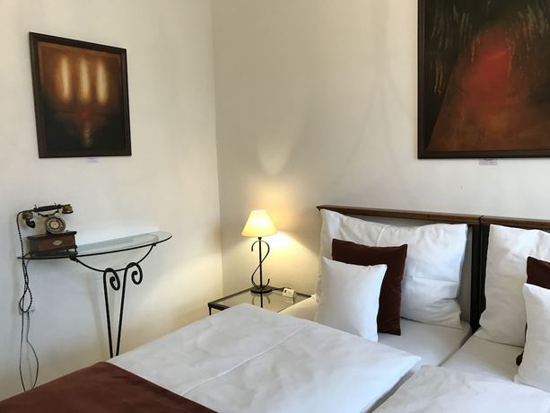 Imagen de la habitación del Hotel Antik and Galerie Sofia. Foto 11