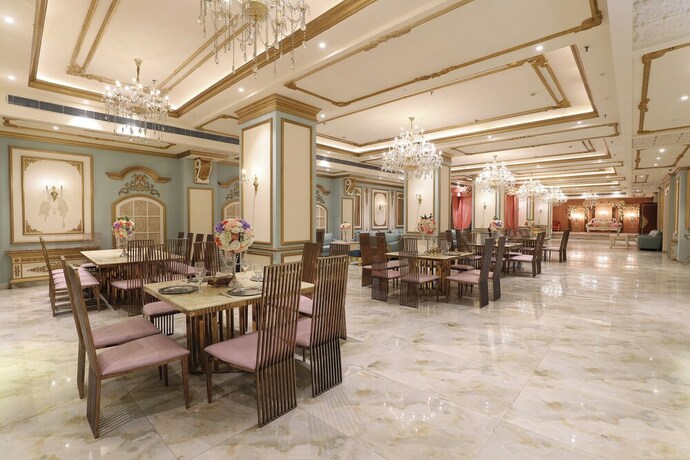 Imagen del bar/restaurante del Hotel Antilia By Zion. Foto 9