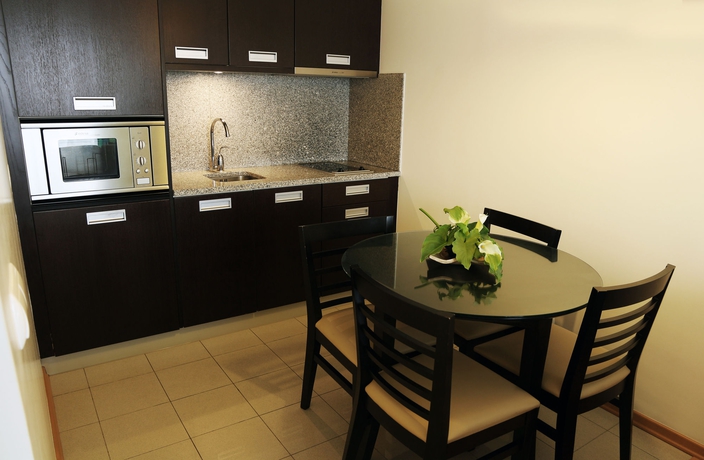 Imagen de la habitación del Hotel Antillia. Foto 51