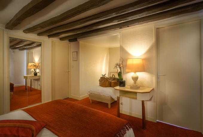 Imagen de la habitación del Hotel Antin Saint Georges. Foto 11