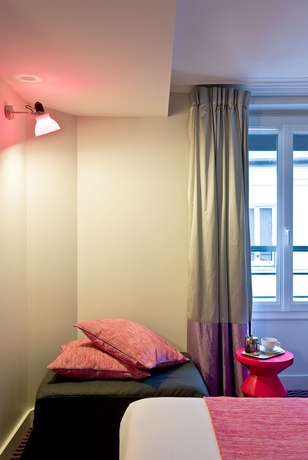 Imagen de la habitación del Hotel Antin Trinité. Foto 7