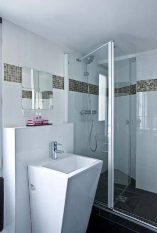 Imagen de la habitación del Hotel Antin Trinité. Foto 8