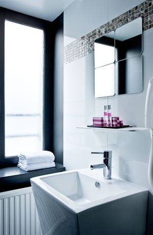 Imagen de la habitación del Hotel Antin Trinité. Foto 11