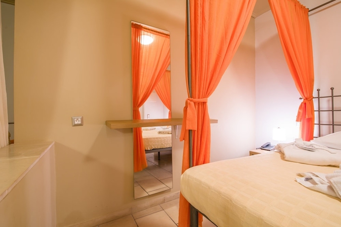 Imagen de la habitación del Hotel Antinea Suites and Spa. Foto 14