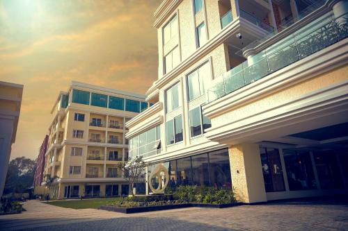 Imagen general del Hotel Antique Regency. Foto 1