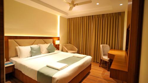 Imagen general del Hotel Antique Regency. Foto 12