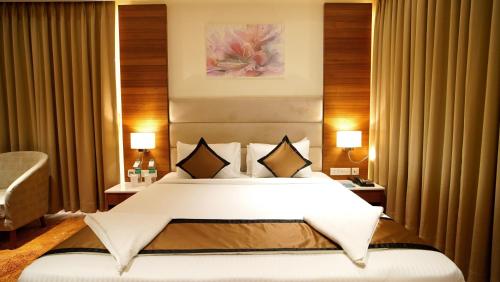 Imagen de la habitación del Hotel Antique Regency. Foto 15