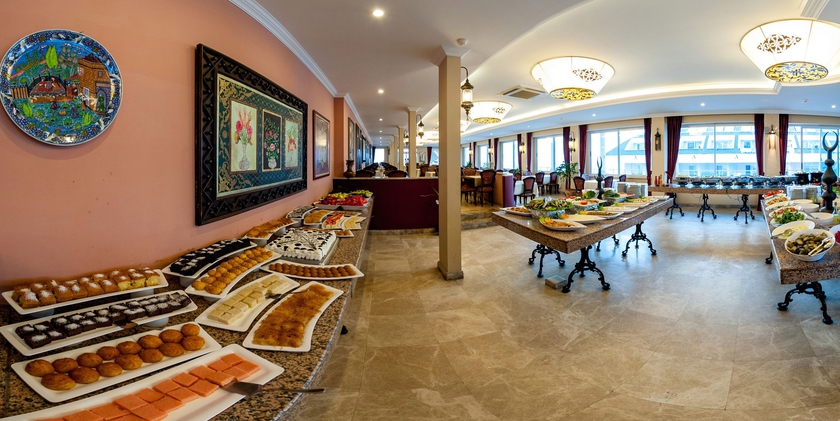 Imagen de los interiores del Hotel Antique Roman Palace Museum. Foto 14