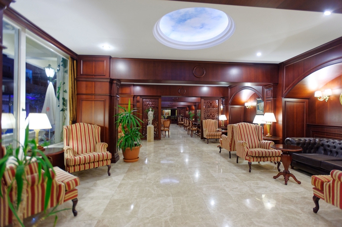 Imagen de los interiores del Hotel Antique Roman Palace Museum. Foto 15