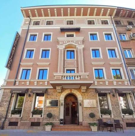 Imagen general del Hotel Antique - free private parking. Foto 12