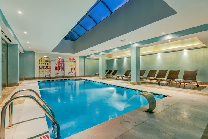 Imagen de la piscina del Hotel Antmare. Foto 17