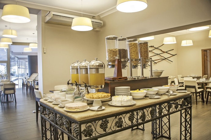 Imagen del bar/restaurante del Hotel Antofagasta. Foto 2