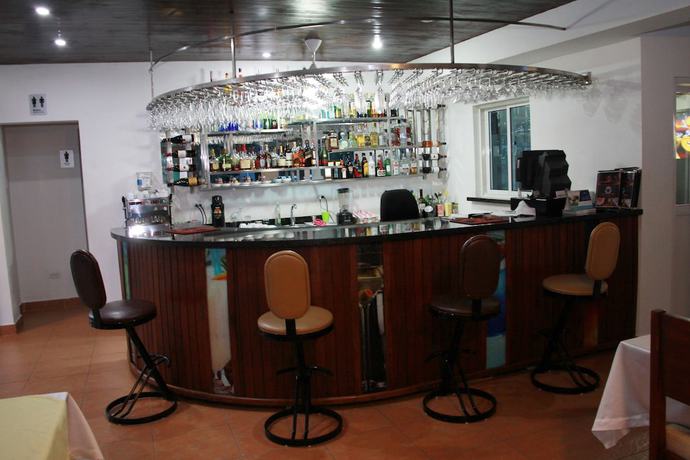 Imagen del bar/restaurante del Hotel Anton Reef. Foto 5