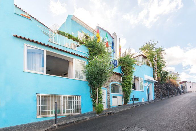 Imagen general del Hotel Antonella, Ischia. Foto 1