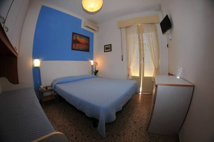Imagen de la habitación del Hotel Antonella, Ravenna. Foto 15