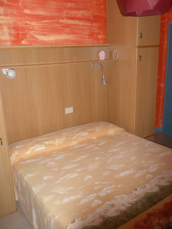 Imagen de la habitación del Hotel Antonella, Sansonessa. Foto 8