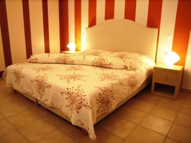 Imagen de la habitación del Hotel Antonia Apartments. Foto 2