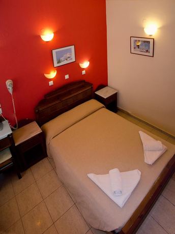Imagen de la habitación del Hotel Antonia, Fira. Foto 3