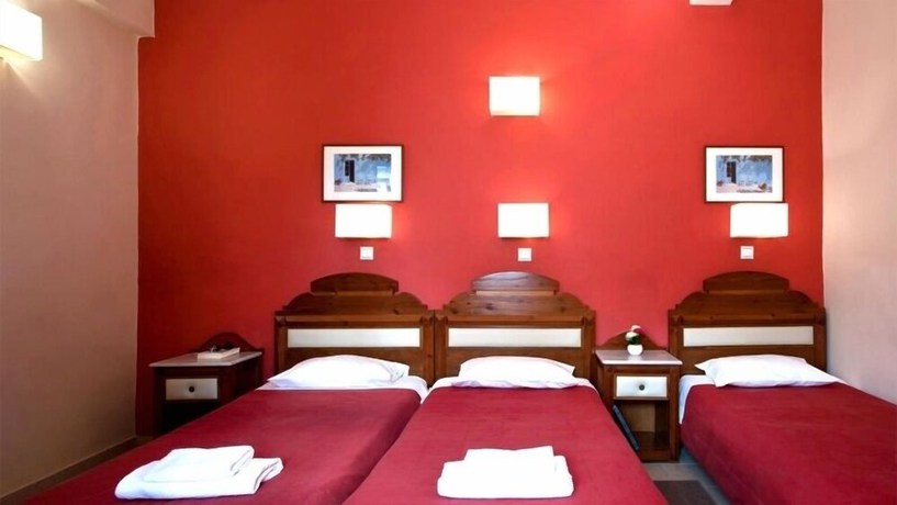 Imagen de la habitación del Hotel Antonia, Fira. Foto 4