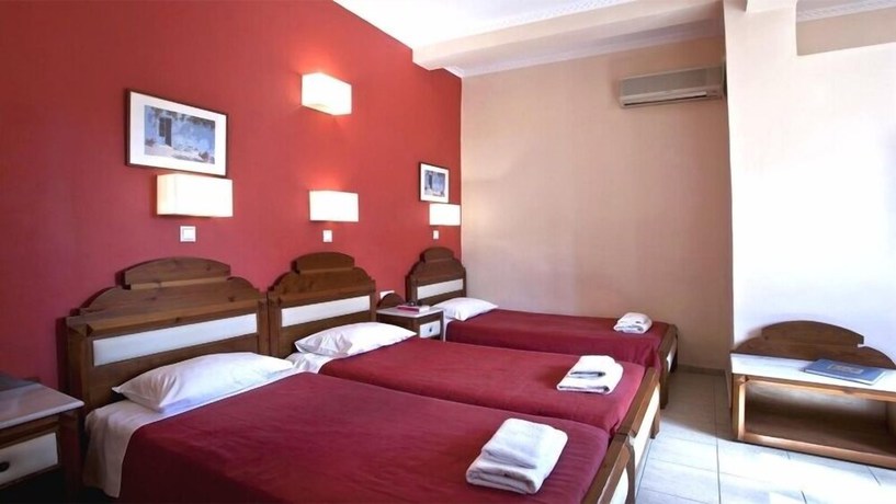 Imagen de la habitación del Hotel Antonia, Fira. Foto 7