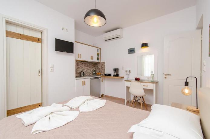 Imagen de la habitación del Hotel Antonia Studios. Foto 8