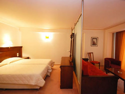 Imagen general del Hotel Antoniadis. Foto 4