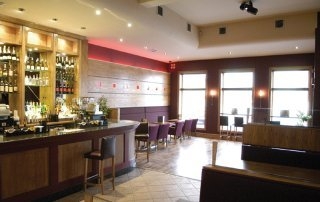 Imagen del bar/restaurante del Hotel Antonine. Foto 2