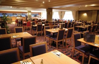 Imagen del bar/restaurante del Hotel Antonine. Foto 3