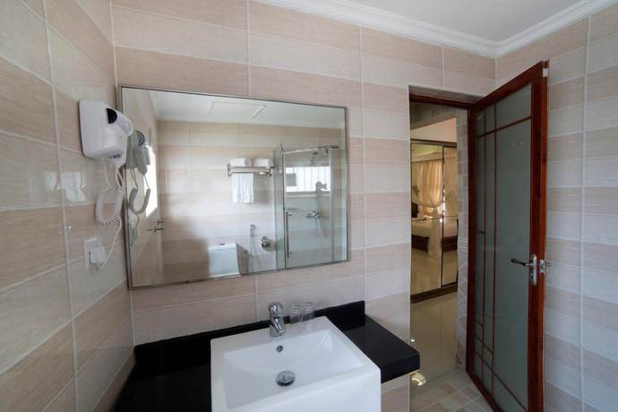 Imagen de la habitación del Hotel Antonio Garden. Foto 10
