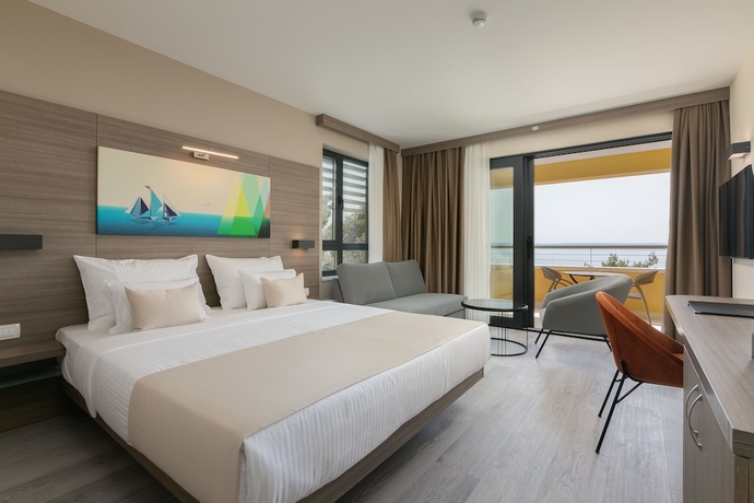 Imagen general del Hotel Antonio, Makarska. Foto 1