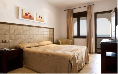 Imagen de la habitación del Hotel Antonio, Zahara de los Atunes. Foto 13