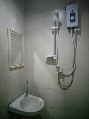 Imagen de la habitación del Hotel Anton's Inn. Foto 9