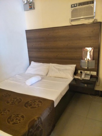 Imagen de la habitación del Hotel Anton's Inn. Foto 10