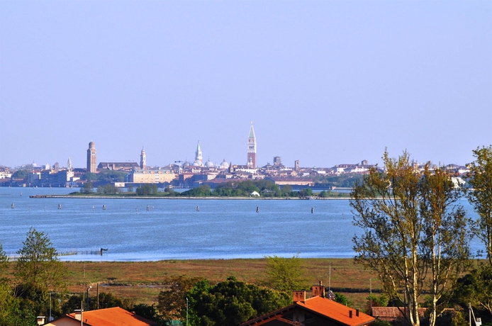 Imagen de la habitación del Hotel Antony. Foto 4