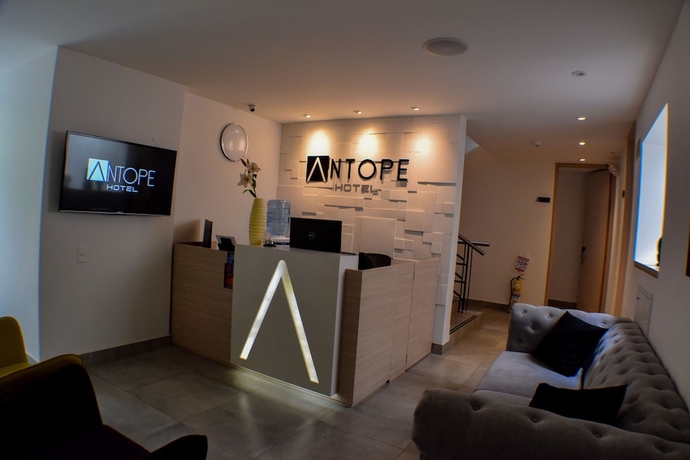 Imagen de los interiores del Hotel Antope. Foto 17