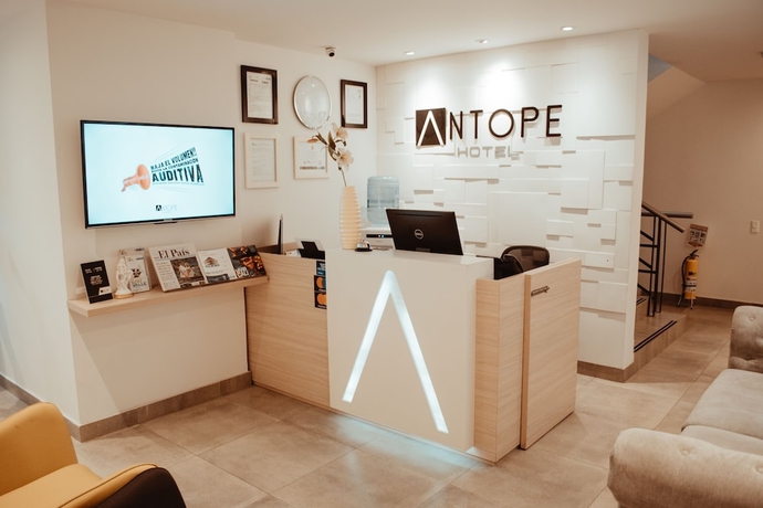 Imagen de los interiores del Hotel Antope. Foto 19