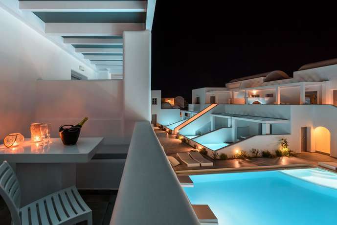 Imagen de la habitación del Hotel Antoperla Luxury and Spa. Foto 7