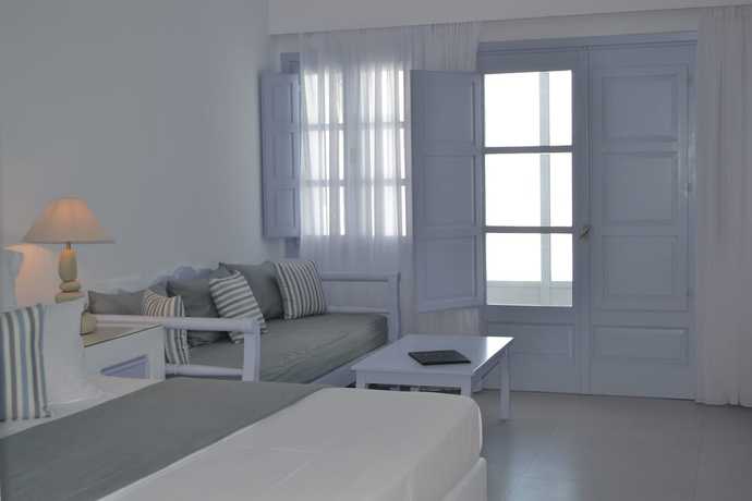 Imagen de la habitación del Hotel Antoperla Luxury and Spa. Foto 14