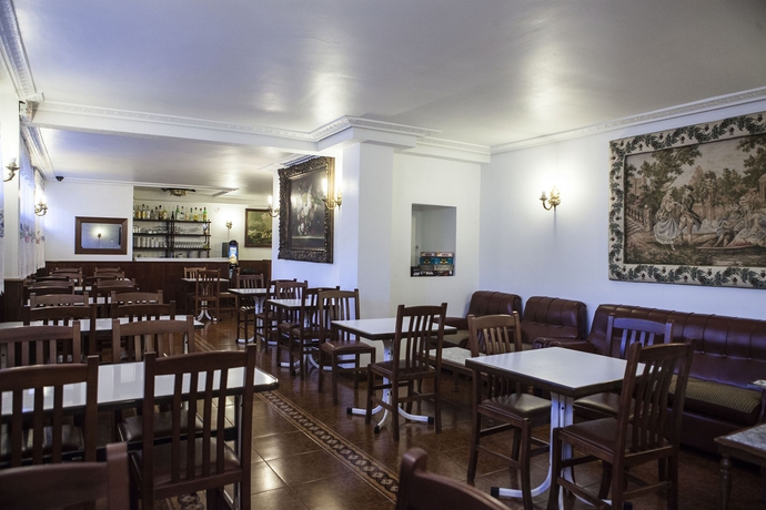 Imagen del bar/restaurante del Hotel Antoyana. Foto 7