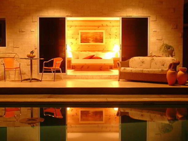 Imagen de la habitación del Hotel Antulang Beach Resort. Foto 11