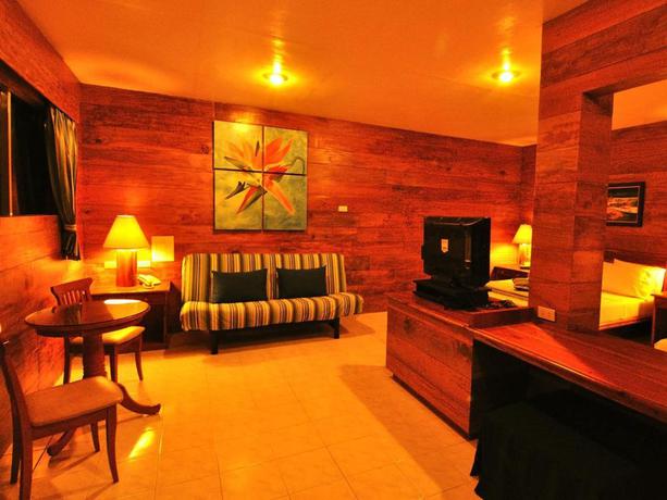 Imagen general del Hotel Antulang Beach Resort. Foto 8