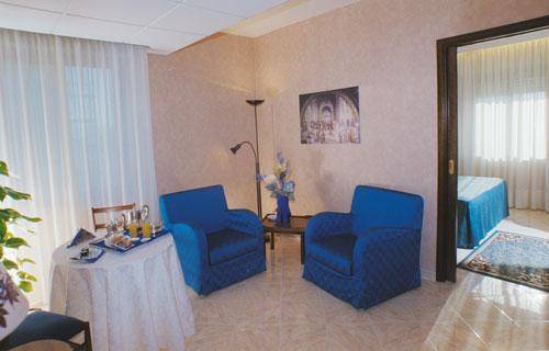 Imagen de la habitación del Hotel Antum. Foto 11