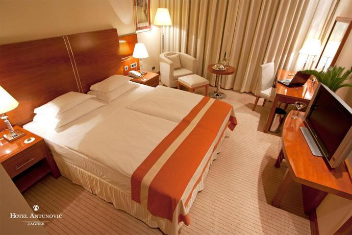 Imagen de la habitación del Hotel Antunović Zagreb. Foto 7