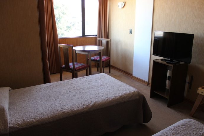 Imagen de la habitación del Hotel Antupiren. Foto 5