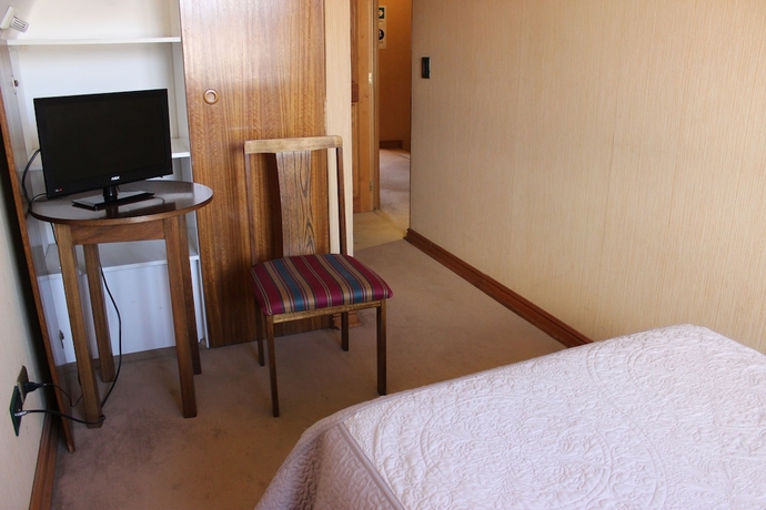 Imagen de la habitación del Hotel Antupiren. Foto 14